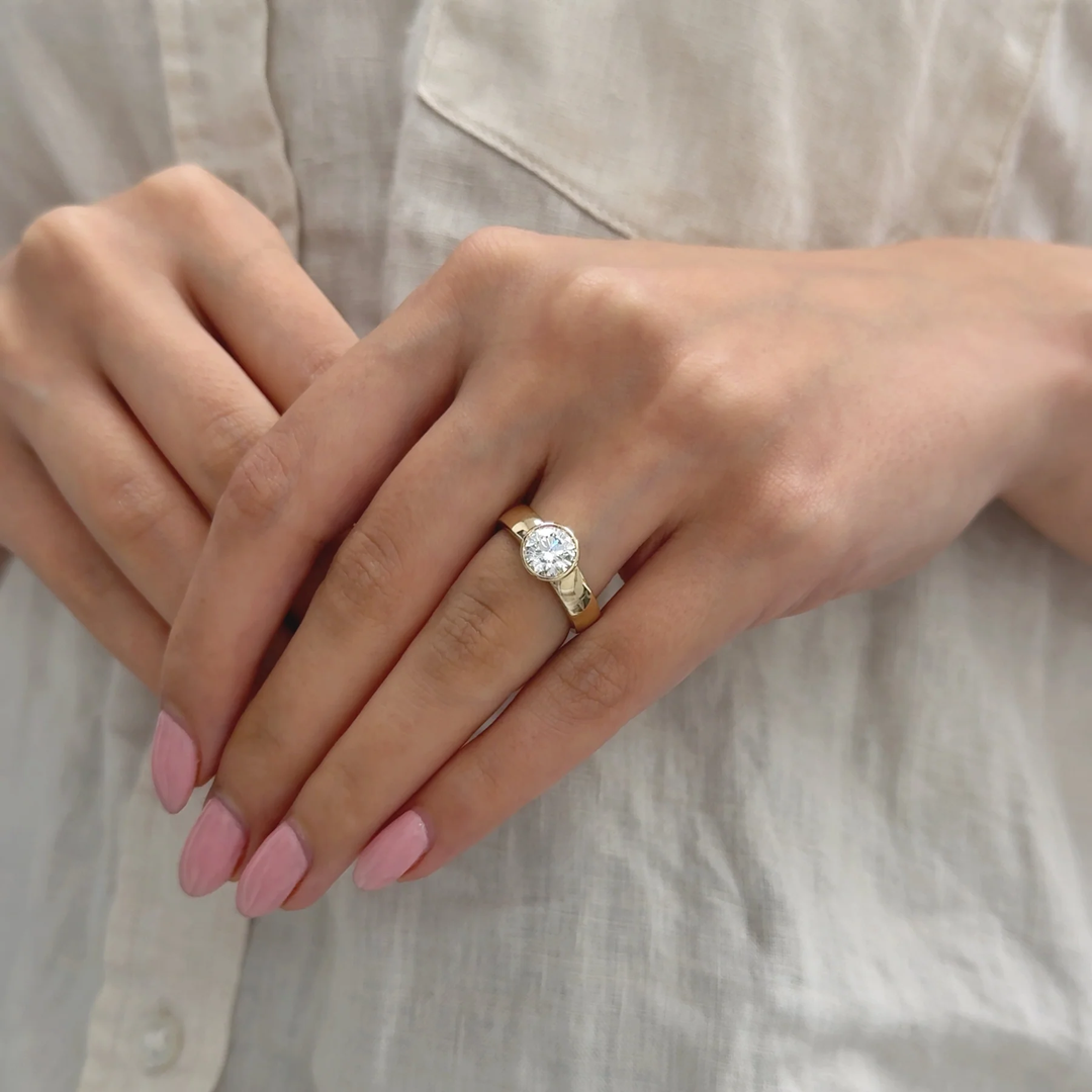 Modern Bezel Engagement Rings That Channel Vintage Charm