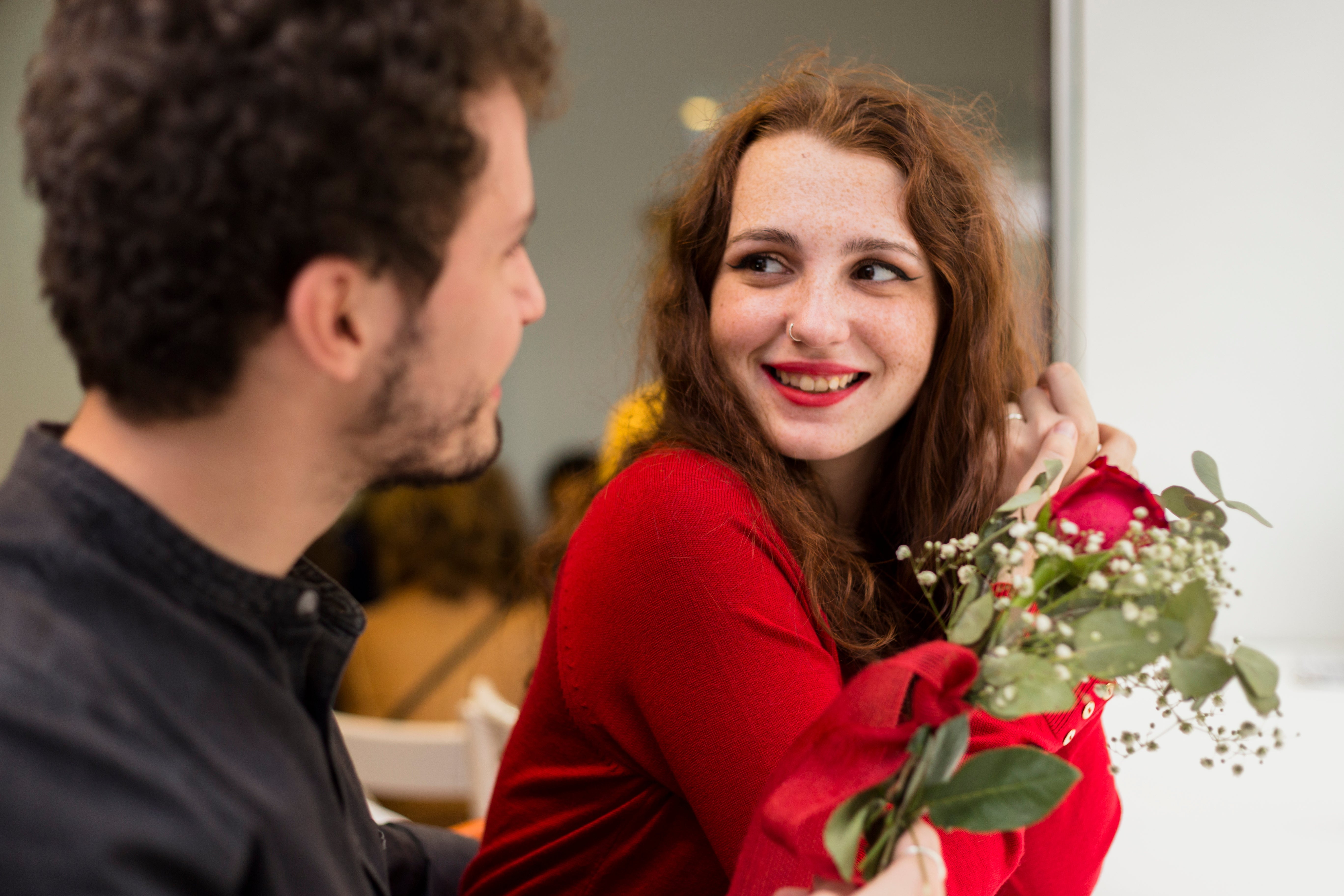 Quiet Proposals: Why Shopping for the Ring Together Is the New Romantic