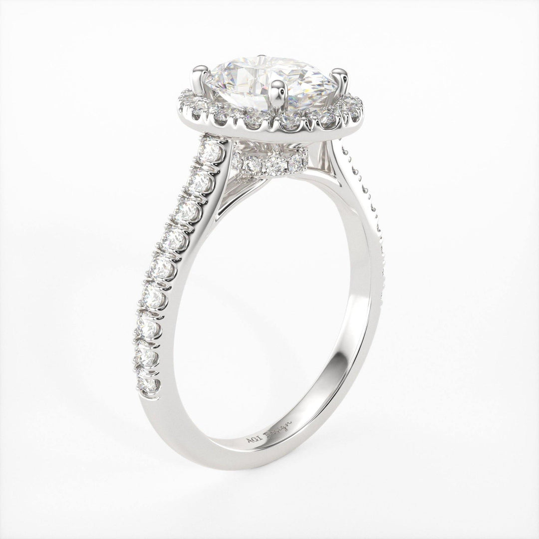Round moissanite ring