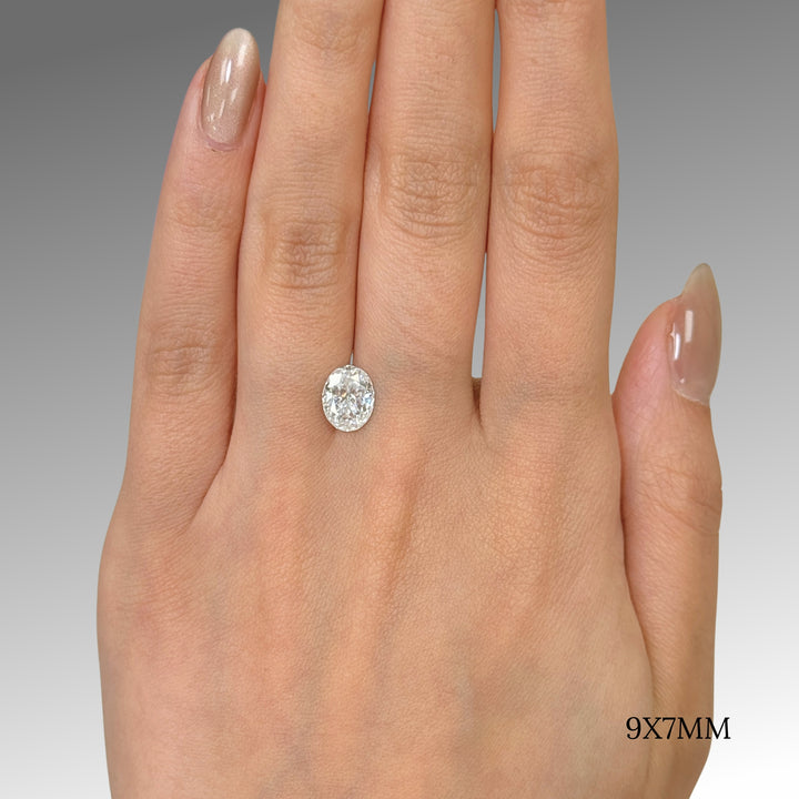 7x9mm ( DEW 2ct) oval crushed ice moissanite