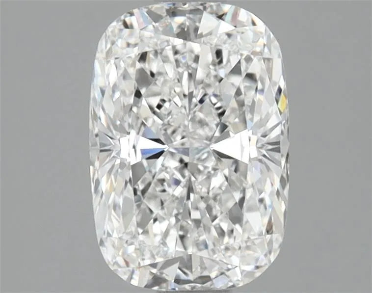 1.55ct Cushion modified Lab Grown Diamond (Colour E, Clarity VVS2, IGI Certified)
