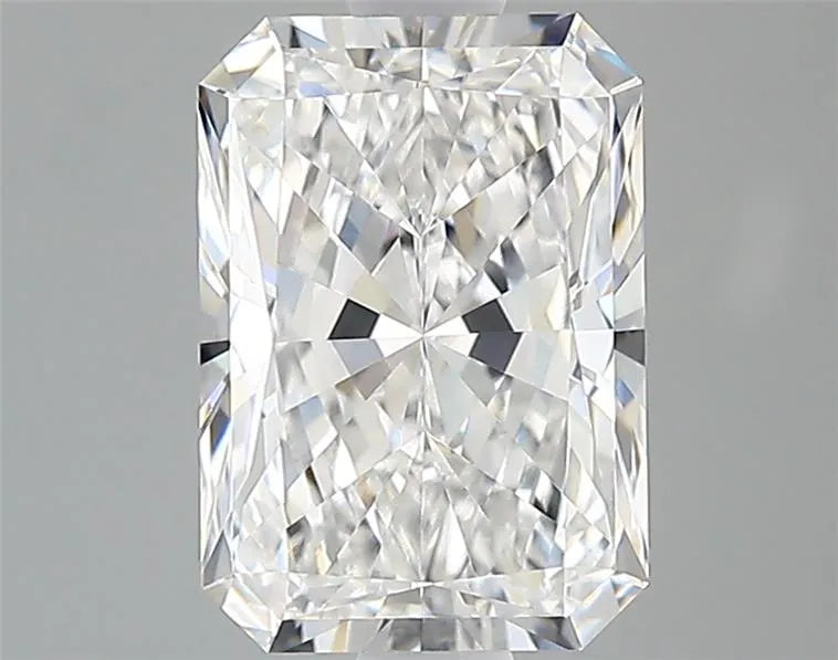 1.73ct Radiant Lab Grown Diamond (Colour E, Clarity VVS1, Cut EX, IGI Certified)
