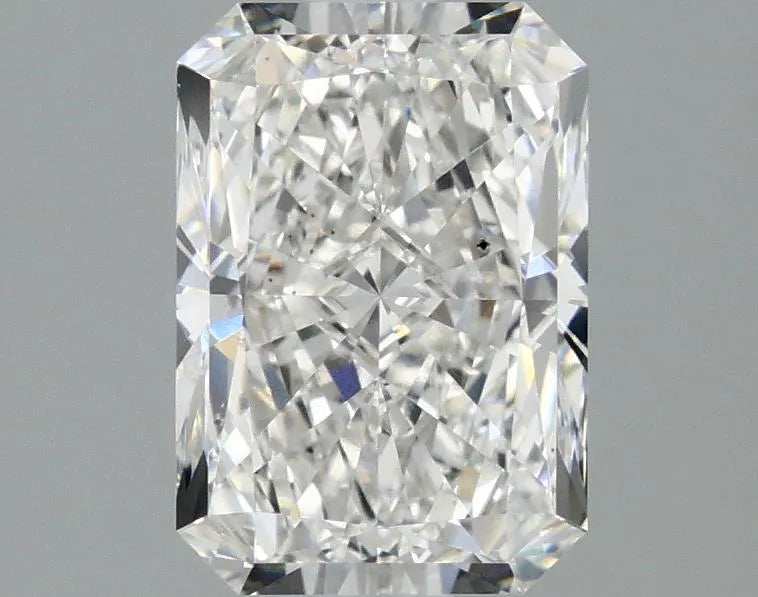 1.97ct Radiant Lab Grown Diamond (Colour E, Clarity SI1, IGI Certified)