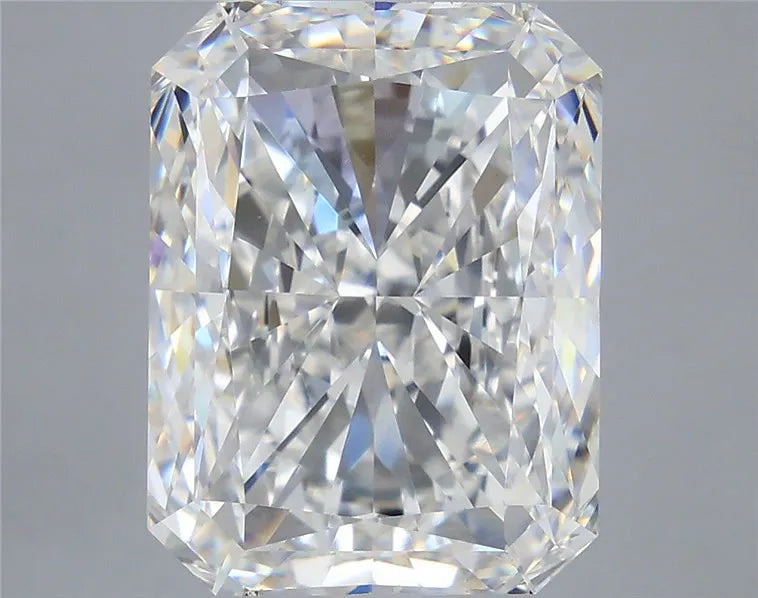 10.01ct Radiant Lab Grown Diamond (Colour E, Clarity VVS2, IGI Certified)