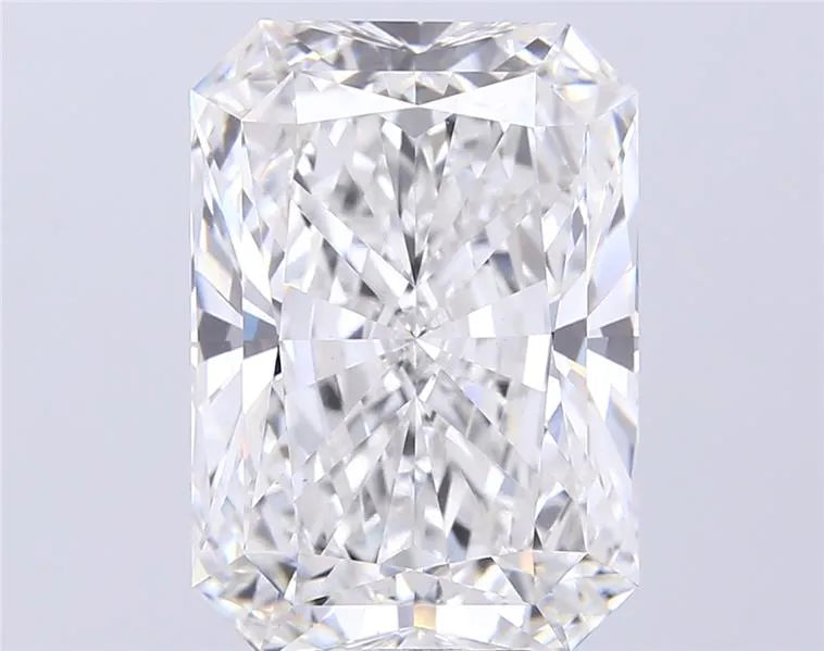 10.03ct Radiant Lab Grown Diamond (Colour E, Clarity VVS2, IGI Certified)
