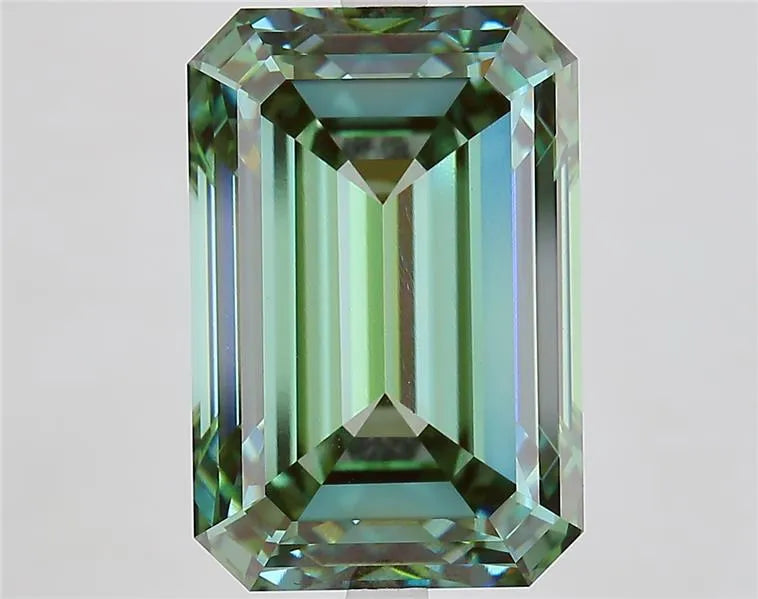 10.50ct Emerald Lab Grown Diamond (Colour Fancy Vivid Green, Clarity VVS2, IGI Certified)
