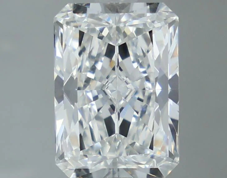 2.09ct Radiant Lab Grown Diamond (Colour E, Clarity VVS1, Cut EX, IGI Certified)