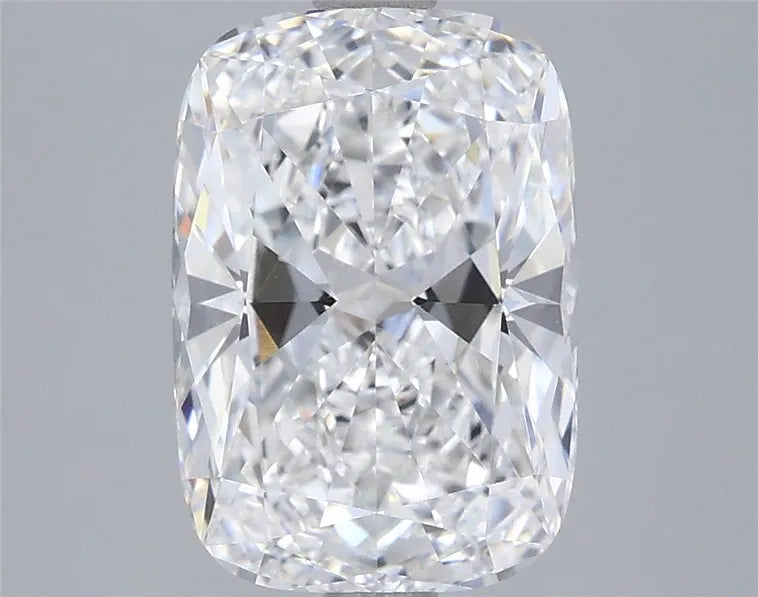 2.71ct Cushion modified Lab Grown Diamond (Colour E, Clarity VVS2, IGI Certified)