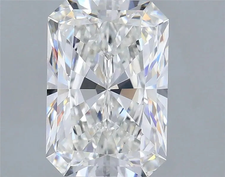 2.91ct Radiant Lab Grown Diamond (Colour E, Clarity VVS2, IGI Certified)