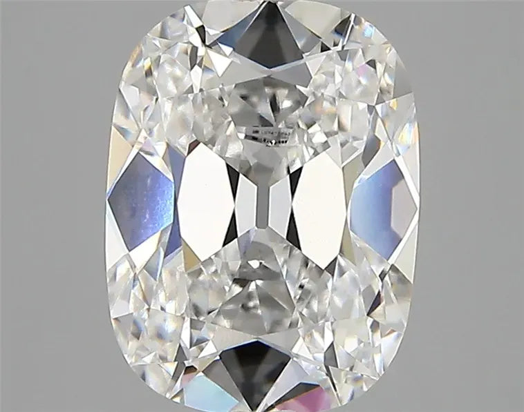 2.92ct Cushion modified Lab Grown Diamond (Colour D, Clarity VVS2, IGI Certified)