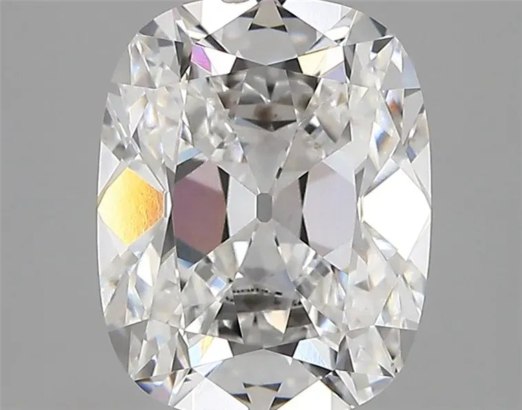 2.97ct Cushion modified Lab Grown Diamond (Colour D, Clarity VVS2, IGI Certified)