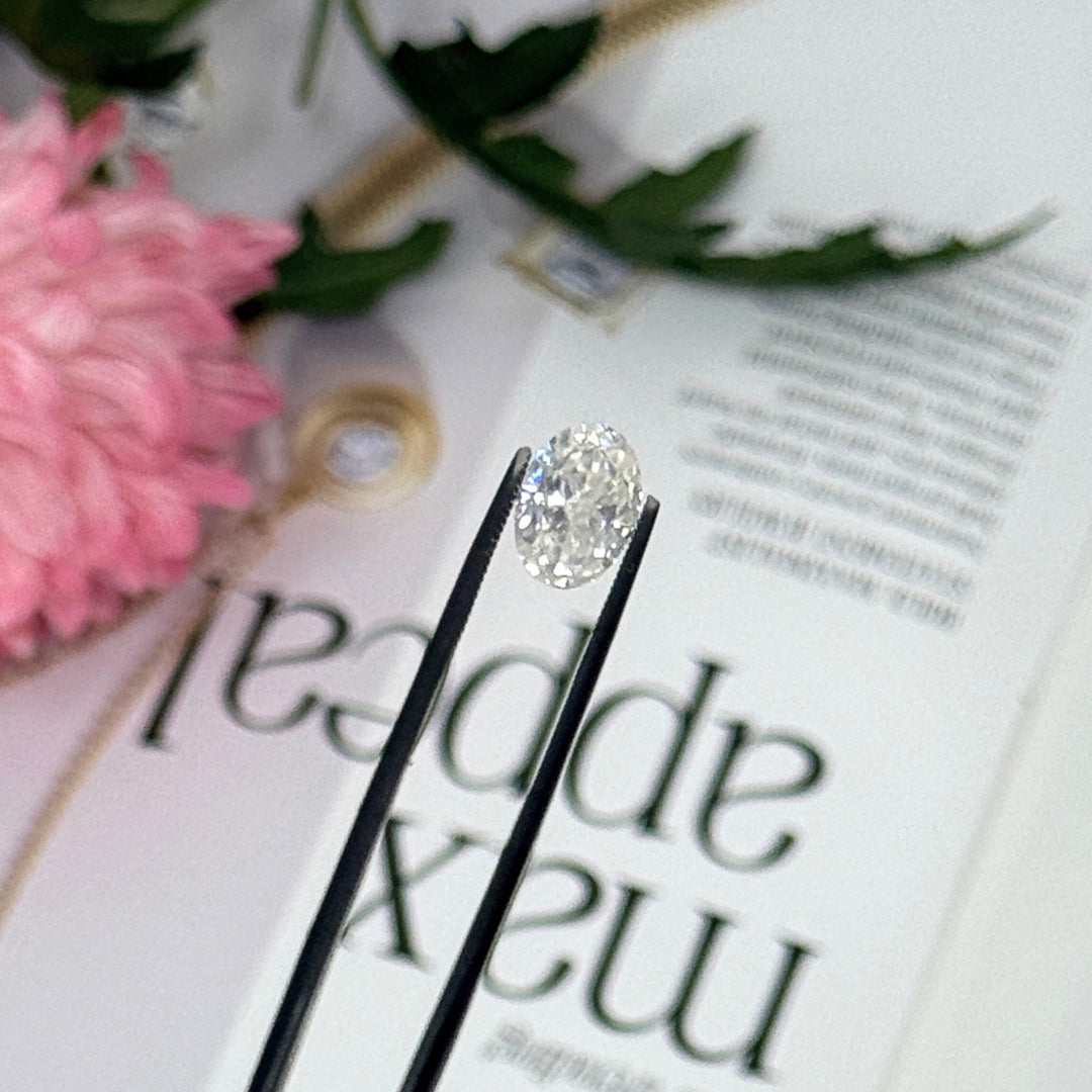 11x8mm ( DEW 3.8ct) oval crushed ice moissanite
