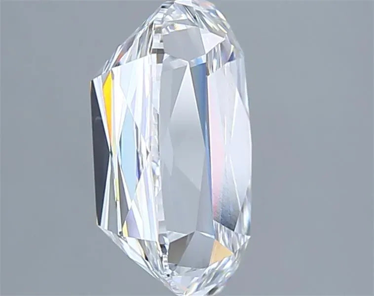 3.01ct Cushion brilliant Lab Grown Diamond (Colour E, Clarity VS1, IGI Certified)