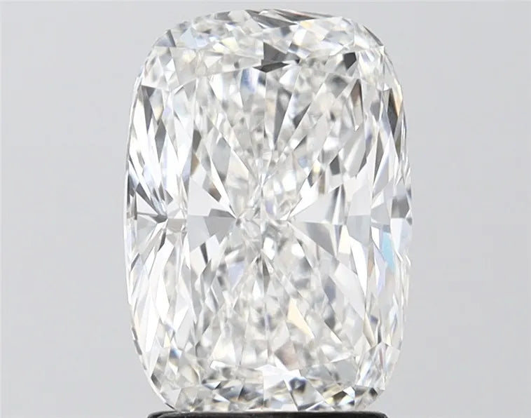 3.03ct Cushion modified Lab Grown Diamond (Colour F, Clarity VVS2, IGI Certified)