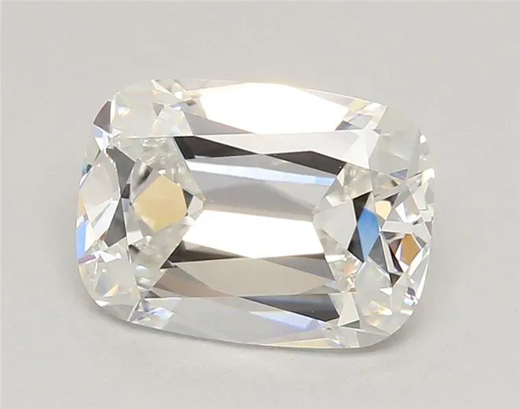 3.05ct Cushion brilliant Lab Grown Diamond (Colour E, Clarity VVS2, IGI Certified)