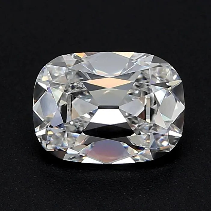 3.07ct Cushion brilliant Lab Grown Diamond (Colour E, Clarity VVS2, IGI Certified)