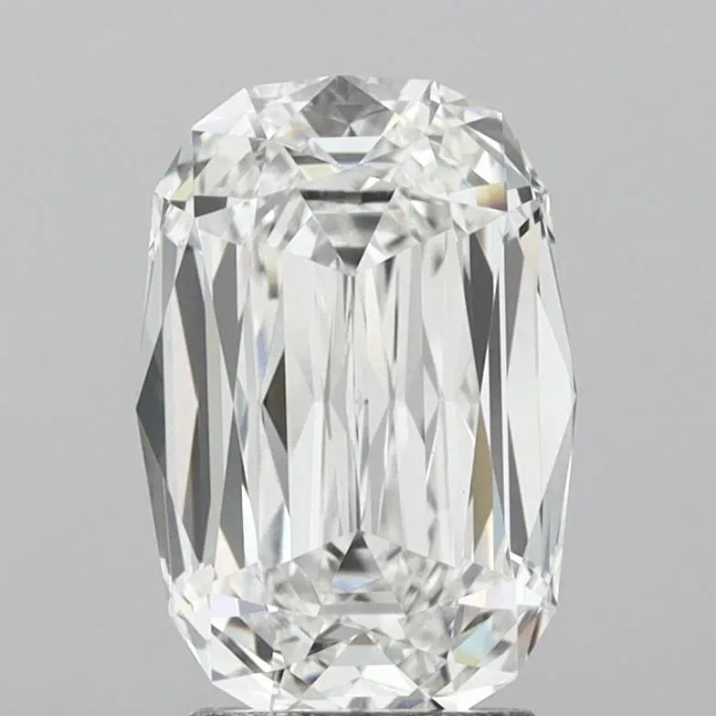 3.08ct Cushion modified Lab Grown Diamond (Colour E, Clarity VVS2, IGI Certified)