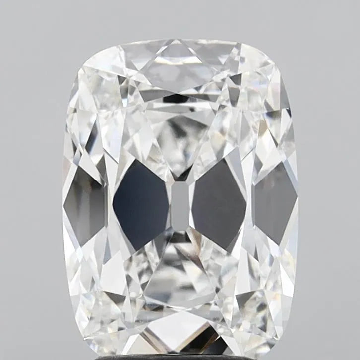 3.23ct Cushion brilliant Lab Grown Diamond (Colour E, Clarity VVS2, IGI Certified)