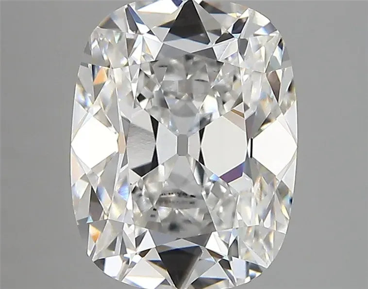 3.26ct Cushion modified Lab Grown Diamond (Colour E, Clarity VVS1, IGI Certified)