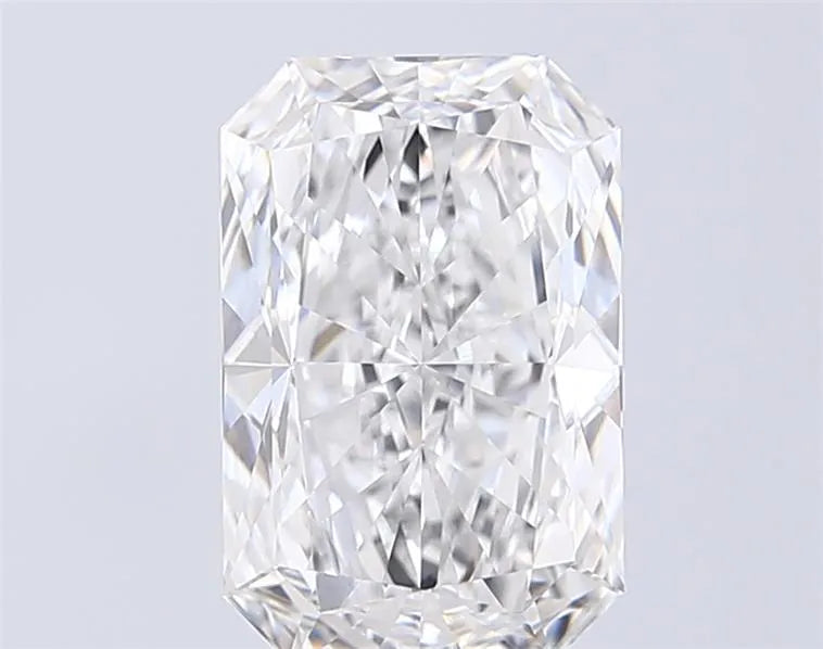 3.50ct Radiant Lab Grown Diamond (Colour D, Clarity VVS2, IGI Certified)