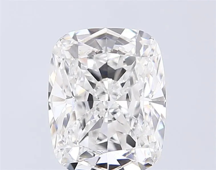 3.51ct Cushion modified Lab Grown Diamond (Colour E, Clarity VVS2, IGI Certified)