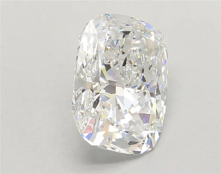 3.53ct Cushion modified Lab Grown Diamond (Colour D, Clarity VVS1, IGI Certified)