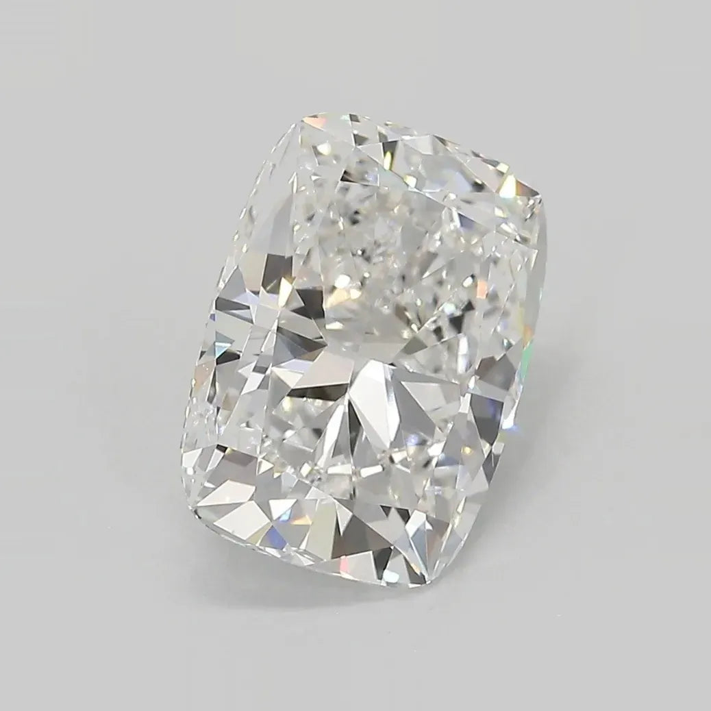 3.73ct Cushion modified Lab Grown Diamond (Colour E, Clarity VVS2, IGI Certified)
