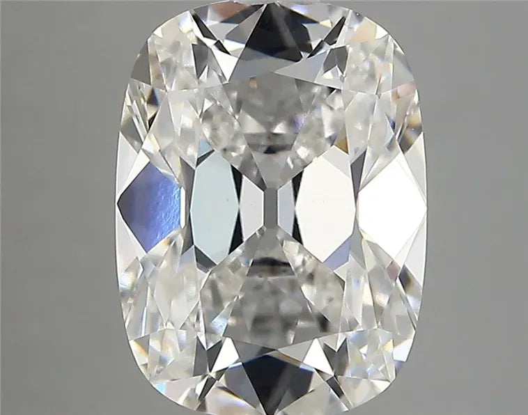 3.82ct Cushion modified Lab Grown Diamond (Colour E, Clarity VVS2, IGI Certified)