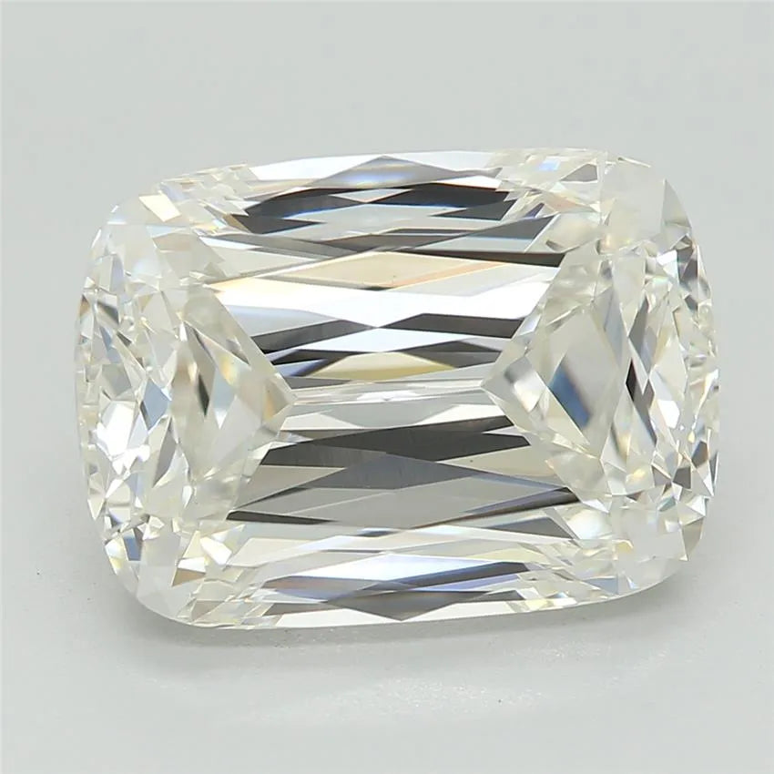 3.86ct Cushion modified Lab Grown Diamond (Colour G, Clarity VVS2, IGI Certified)