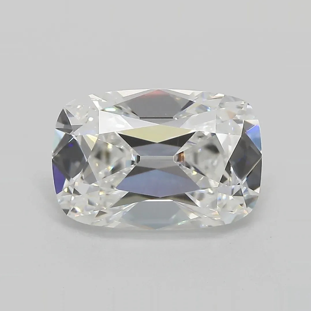 3.91ct Cushion brilliant Lab Grown Diamond (Colour E, Clarity VVS2, IGI Certified)