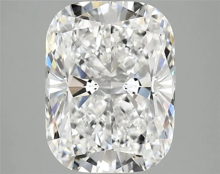 3.99ct Cushion modified Lab Grown Diamond (Colour E, Clarity VS1, IGI Certified)