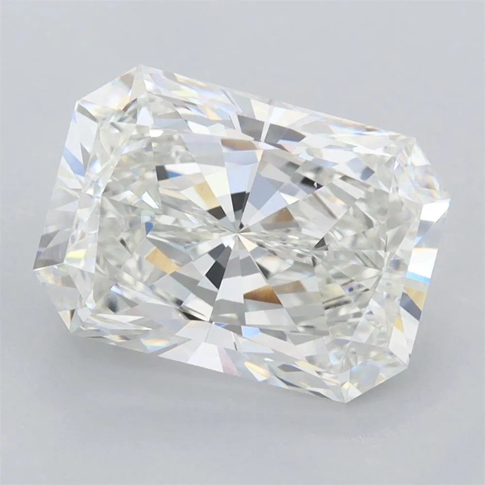 4.00ct Radiant Lab Grown Diamond (Colour G, Clarity VVS2, IGI Certified)