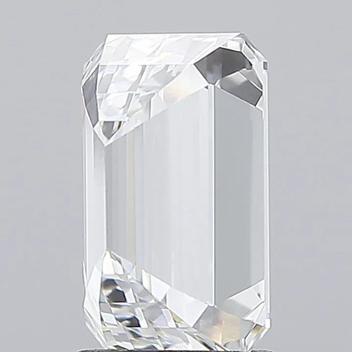 4.01ct Emerald Lab Grown Diamond (Colour F, Clarity VVS2, IGI Certified)