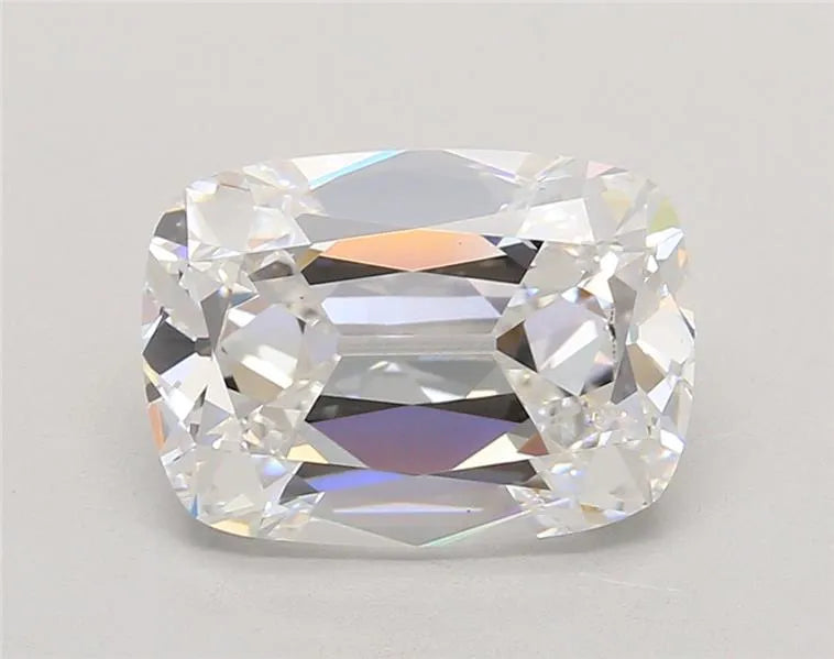 4.03ct Cushion brilliant Lab Grown Diamond (Colour E, Clarity VS1, IGI Certified)