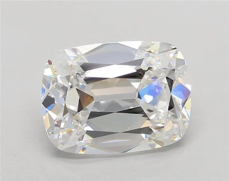 4.07ct Cushion brilliant Lab Grown Diamond (Colour E, Clarity VVS2, IGI Certified)