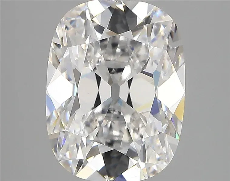 4.13ct Cushion modified Lab Grown Diamond (Colour E, Clarity VVS2, IGI Certified)