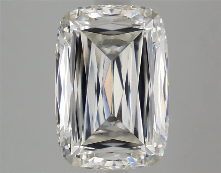 4.26ct Cushion modified Lab Grown Diamond (Colour G, Clarity VVS2, IGI Certified)