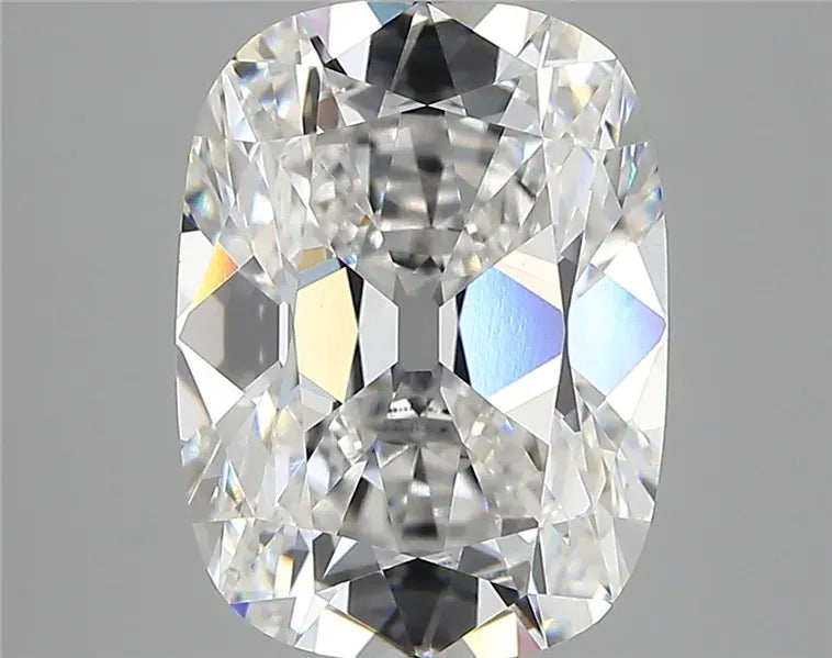 4.33ct Cushion modified Lab Grown Diamond (Colour E, Clarity VVS2, IGI Certified)