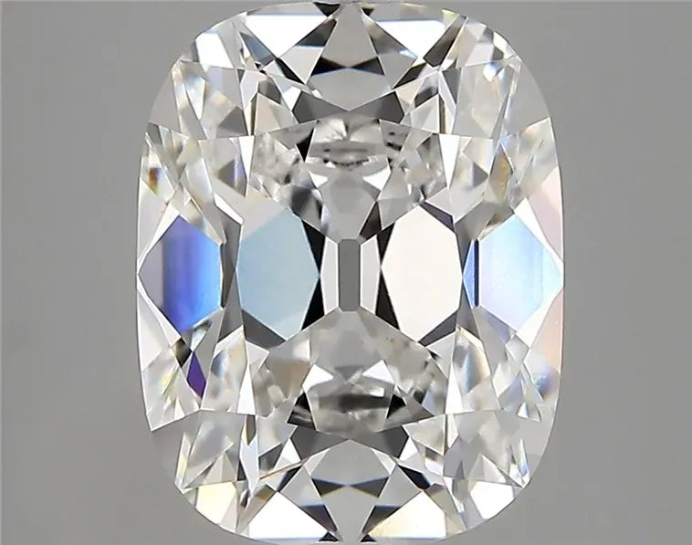 4.40ct Cushion modified Lab Grown Diamond (Colour E, Clarity VVS2, IGI Certified)