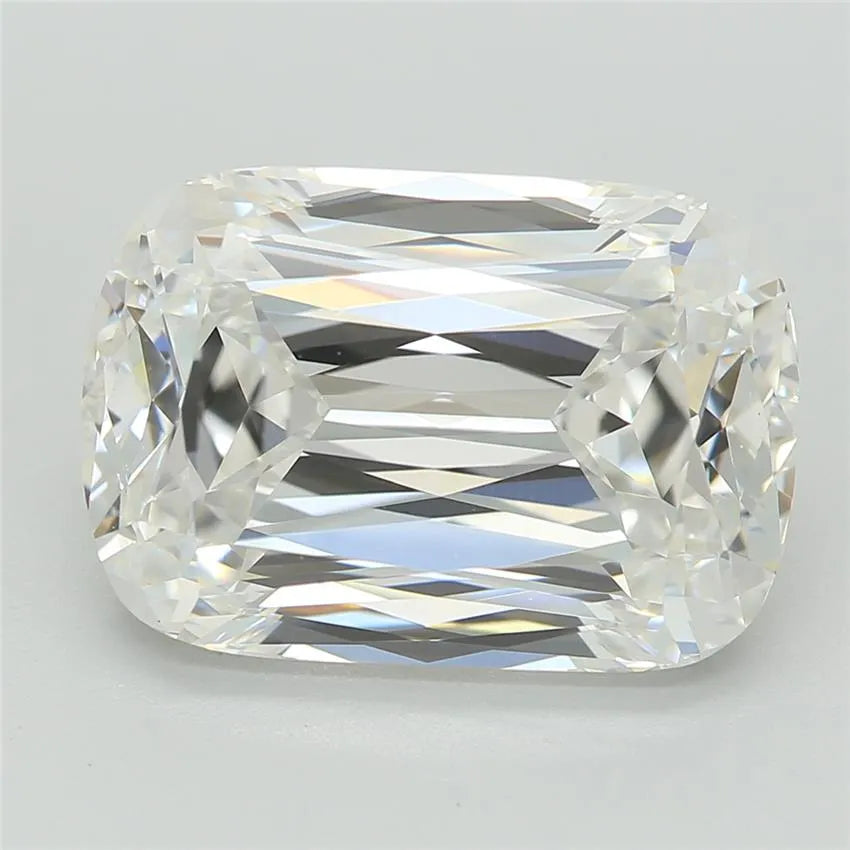 4.51ct Cushion modified Lab Grown Diamond (Colour E, Clarity VVS2, IGI Certified)