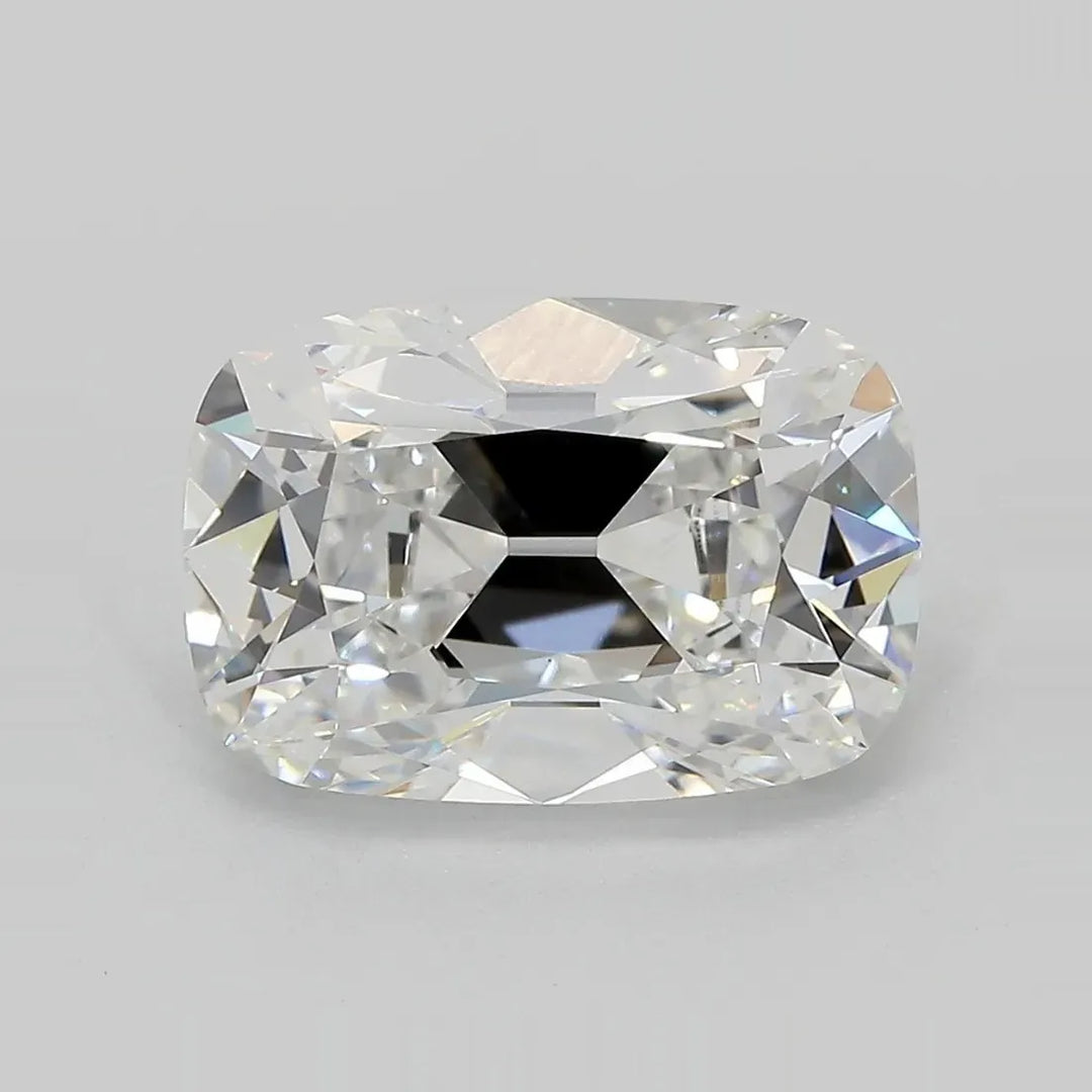 4.55ct Cushion brilliant Lab Grown Diamond (Colour E, Clarity VVS2, IGI Certified)