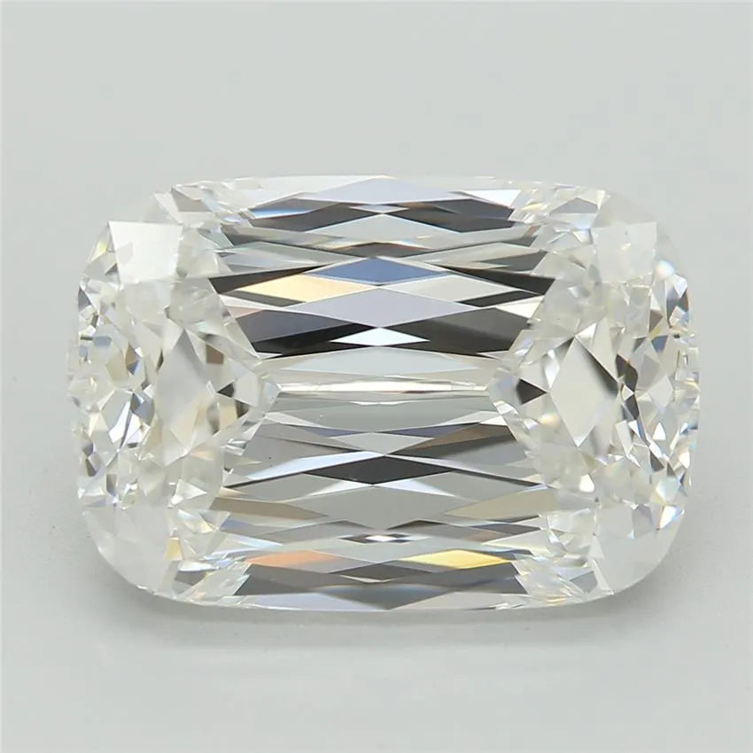 4.57ct Cushion modified Lab Grown Diamond (Colour E, Clarity VVS2, IGI Certified)
