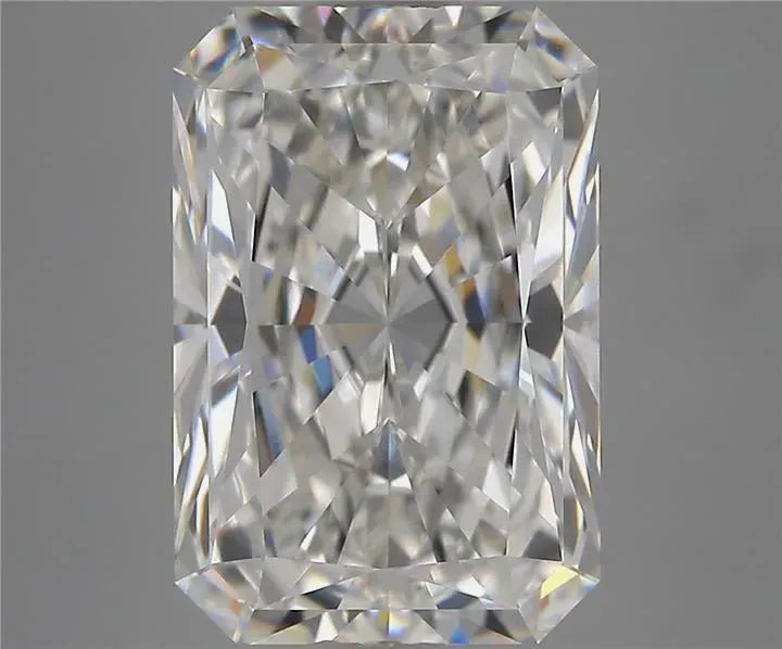 4.64ct Radiant Lab Grown Diamond (Colour E, Clarity VVS2, IGI Certified)