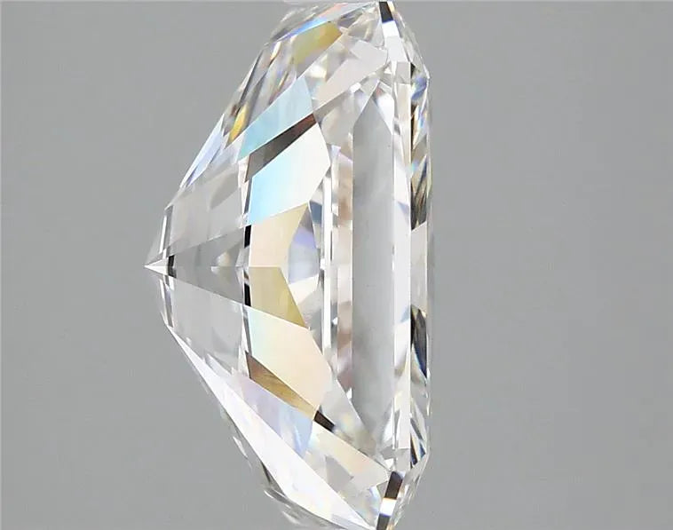 4.92ct Radiant Lab Grown Diamond (Colour G, Clarity VS1, IGI Certified)