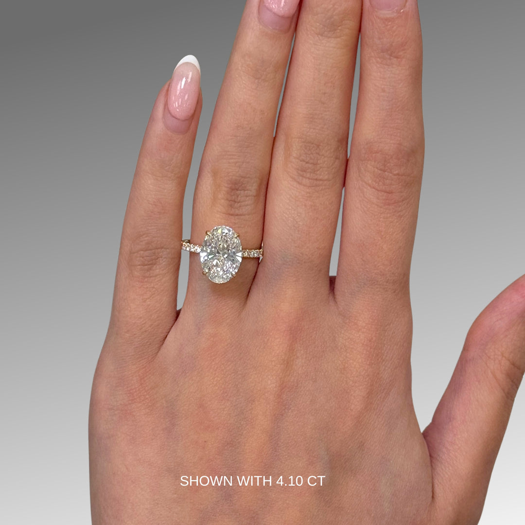 Bague de fiançailles en diamant ovale créé en laboratoire Abigail