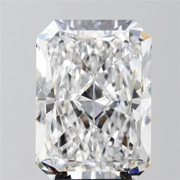 5.00ct Radiant Lab Grown Diamond (Colour D, Clarity VVS2, IGI Certified)