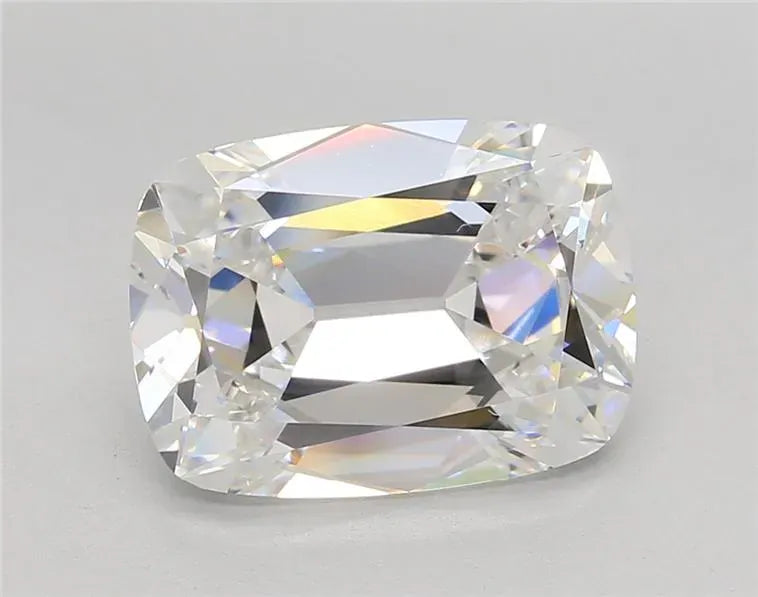 5.06ct Cushion brilliant Lab Grown Diamond (Colour E, Clarity VVS2, IGI Certified)