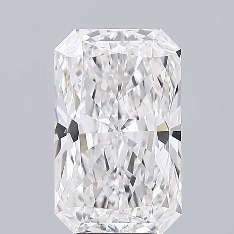 5.07ct Radiant Lab Grown Diamond (Colour F, Clarity VVS1, IGI Certified)