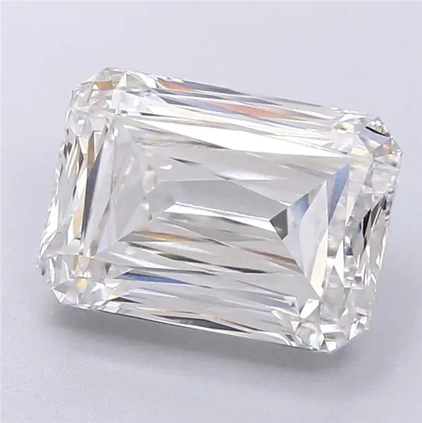 5.21ct Radiant Lab Grown Diamond (Colour G, Clarity VVS2, IGI Certified)