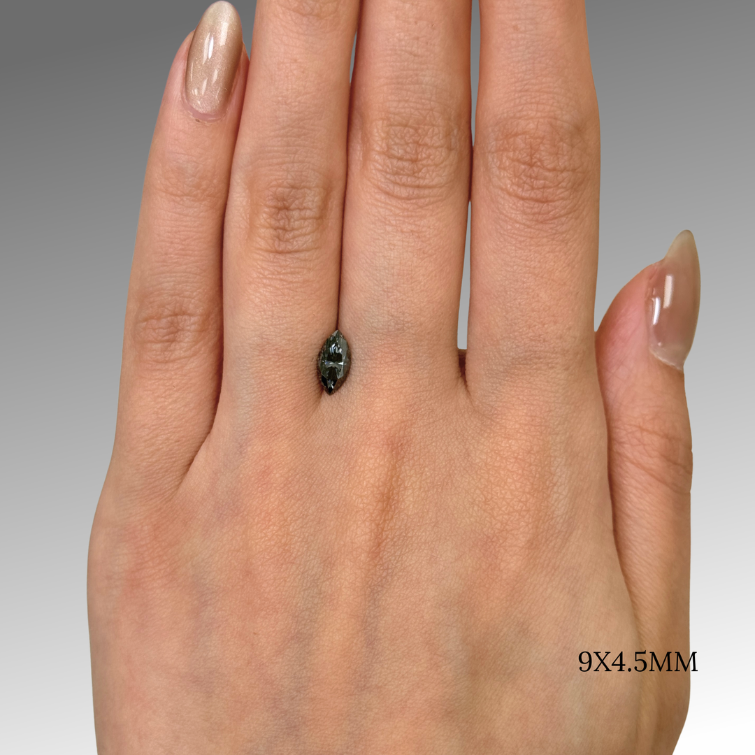4.5x9mm ( DEW 0.7ct) marquise black moissanite